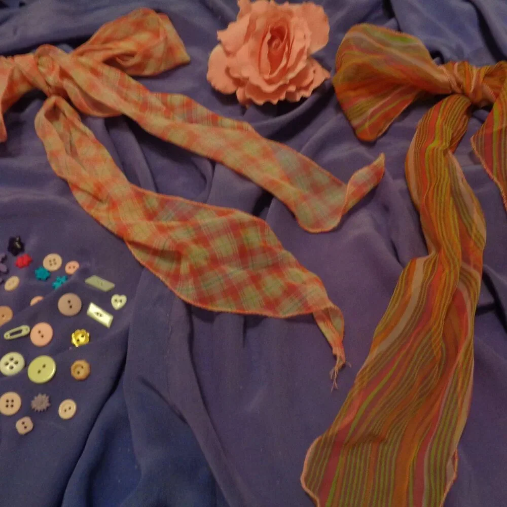 RETRO BUTTONS & BOWS LOT buttons bows